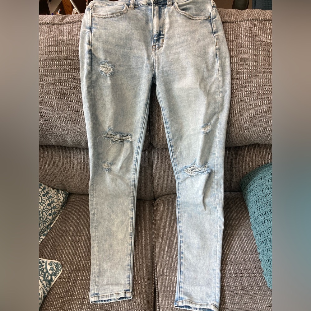 American eagle light wash skinny jeans